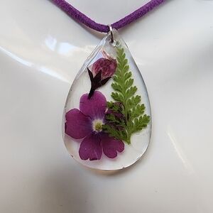 BrazenSoul Pressed Flower Resin Pendant Necklace